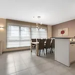 Spacious Ground Floor For Family *