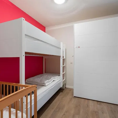 Spacious Ground Floor For Family Appartement *