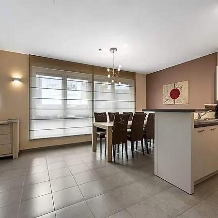 Spacious Ground Floor For Family *