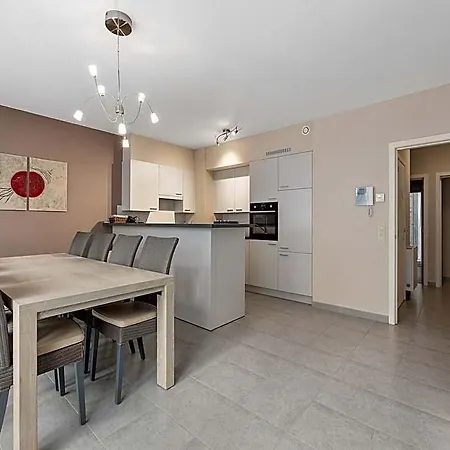 Spacious Ground Floor For Family *